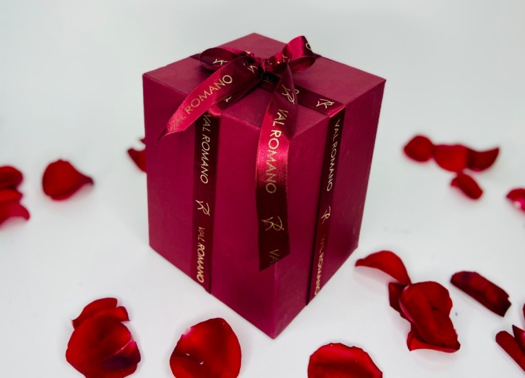 CAIXA COM GAVETA ROSAS VERMELHAS E CHOCOLATE